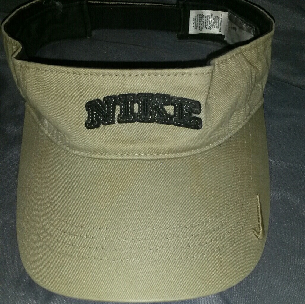 Nike Visor